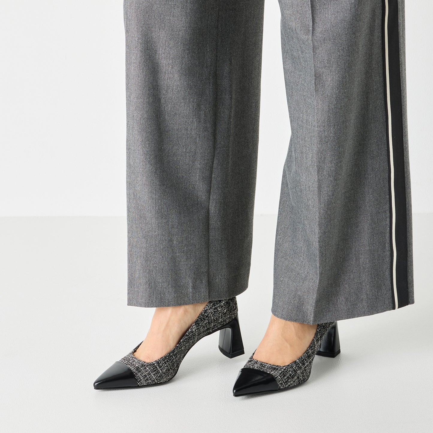tamaris-troyes-escarpin-noir-blanc-22466-45-009-2